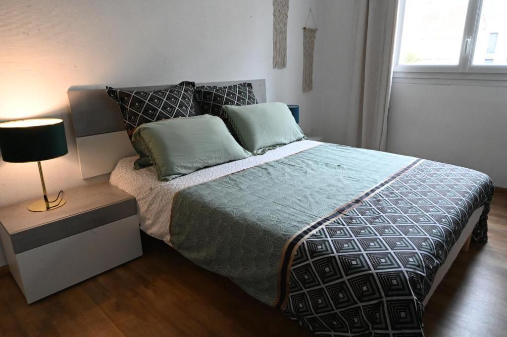 Grand Appartement Cosy-Hyper Centre-Place Verdun تارْب المظهر الخارجي الصورة